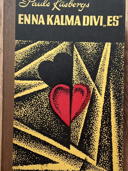 Enna Kalma divi “Es”