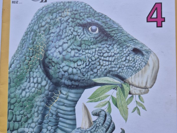 Iguanodons 4 Krīta perioda dinozaurs