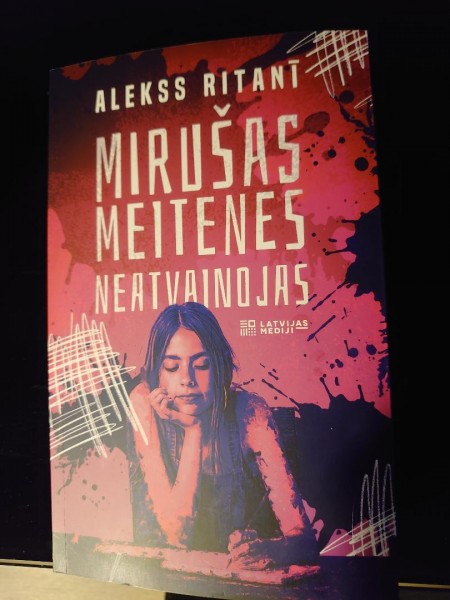 Mirušas meitenes neatvainojas