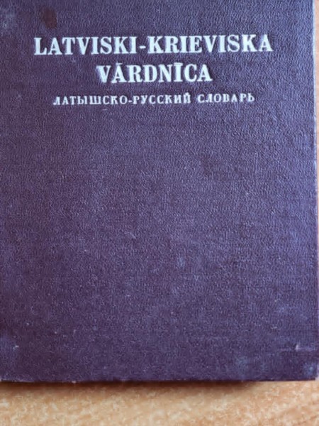 Latviski- krieviska vārdnīca