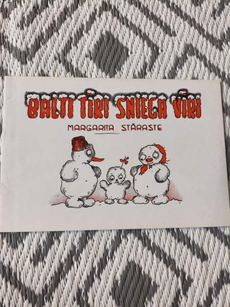 Balti tīri sniega vīri