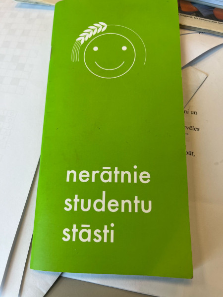 Nerātnie studentu stāsti