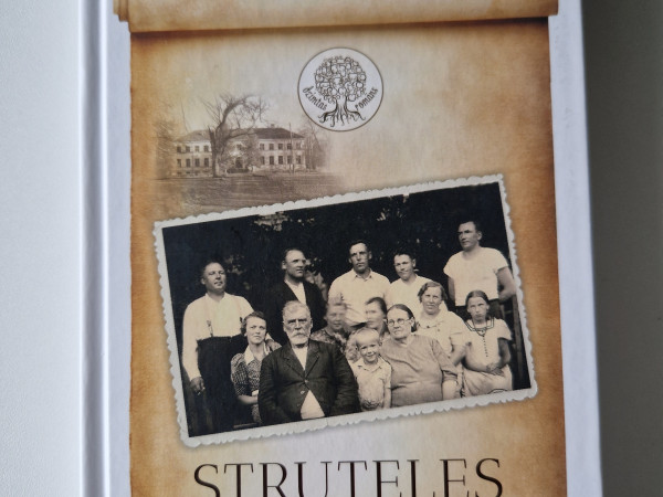 STRUTELES pelēkie baroni