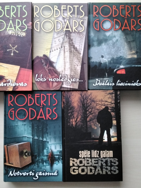 Nesaki ardievas | Loks noslēdzies... | Ideālais liecinieks | Notverti gaismā | Spēle līdz galam