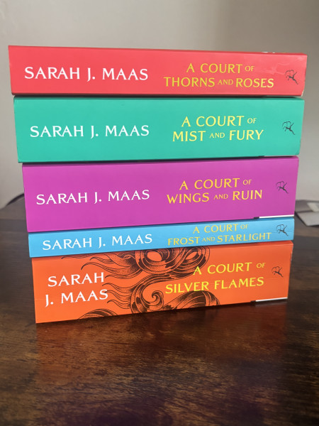 A court of thorns and roses