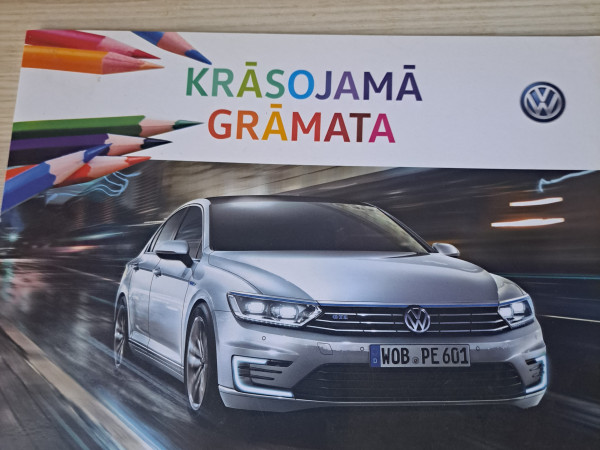 Krāsojamā grāmata ar automobiļiem