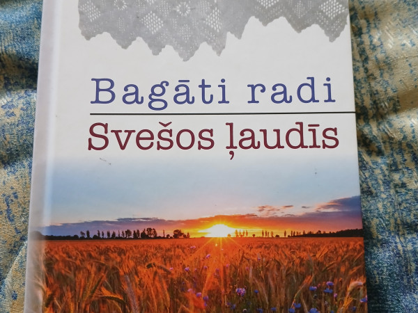 Bagāti radi svešos ļaudis