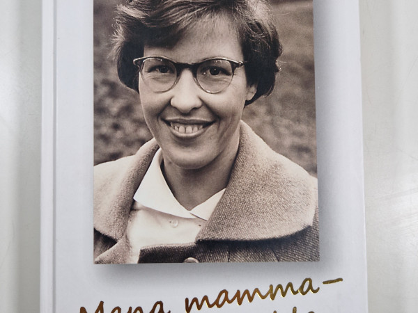 Mana mamma- Dieva lutekle