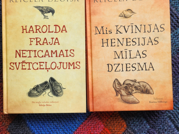 Mis Kvīnijas Henesijas mīlas dziesma un Harolda Fraja neticamais svētceļojums