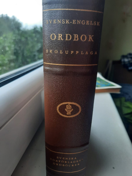 Svensk-Engelsk Ordbok (zviedru-angļu vārdnīca)