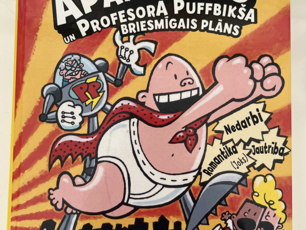 Kapteinis apakšbiksis. Ceturtais episkais romāns.