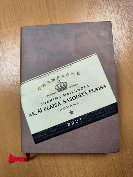 Ak, šī plaisa, sasodītā plaisa