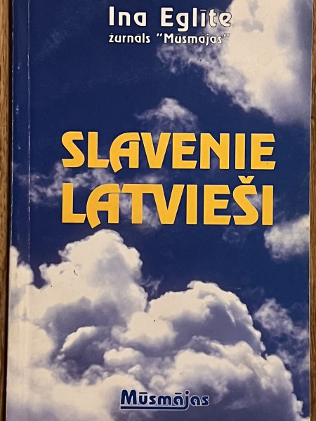 Slavenie latvieši