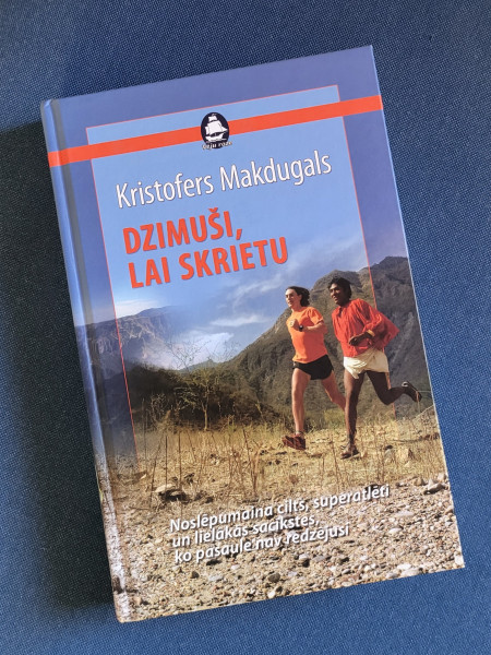 Dzimuši, lai skrietu