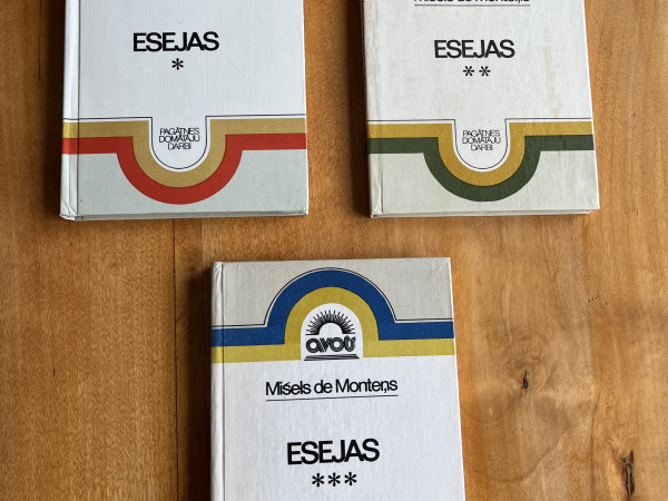 Monteņa eseju komplekts